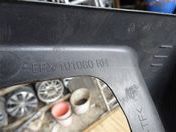 Опора задней полки правая